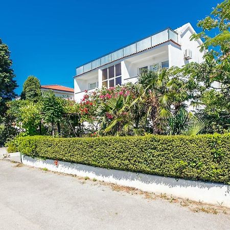 Guesthouse Ivkovic Krk Town Exterior foto